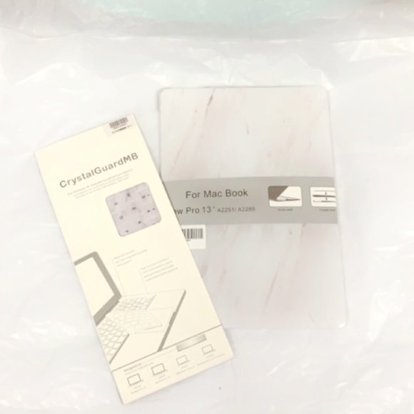 Hard Shell & Keyboard Cover with Keyboard protector NIP - Picture 2 of 4